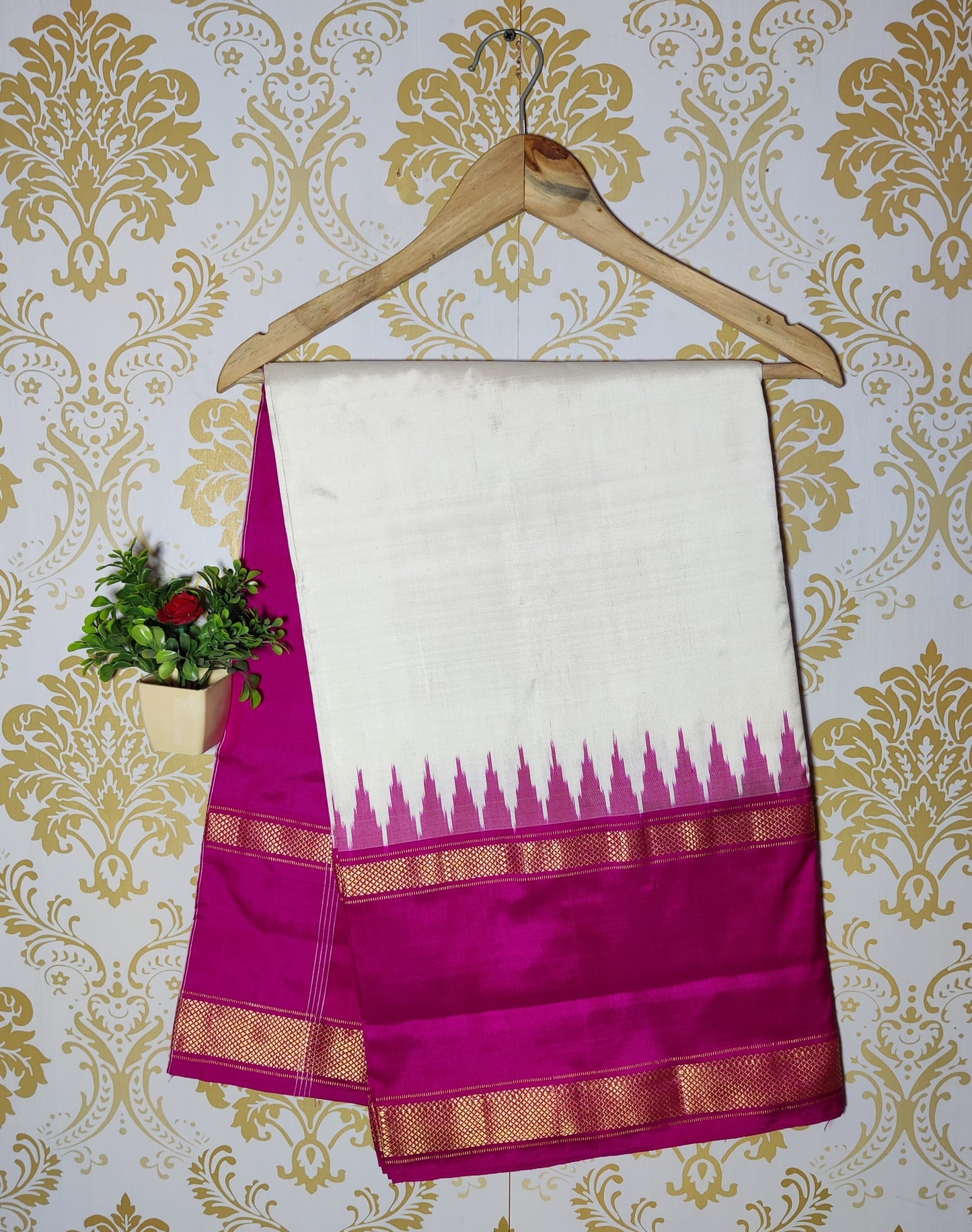 Ikkat Pure Silk Saree