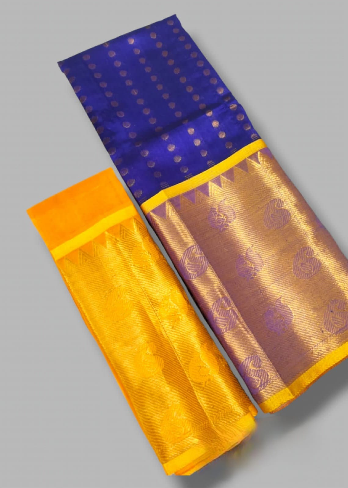 Kuppadam Pattu Lehenga