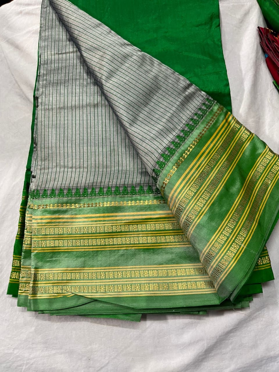 Narayanpet Checks Pure Silk Saree