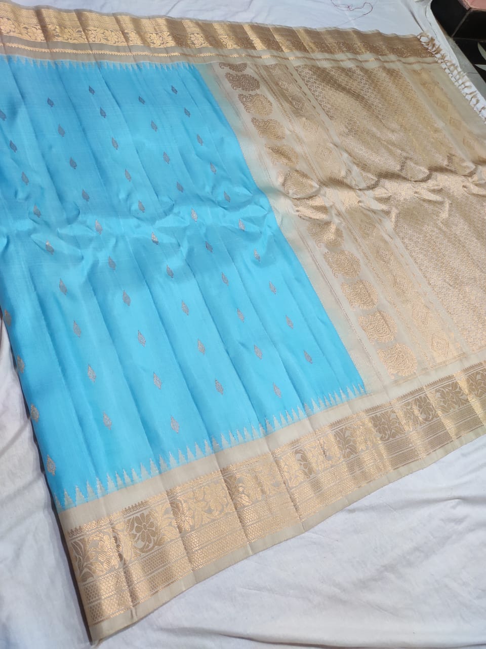 Gadwal Pure Silk Saree