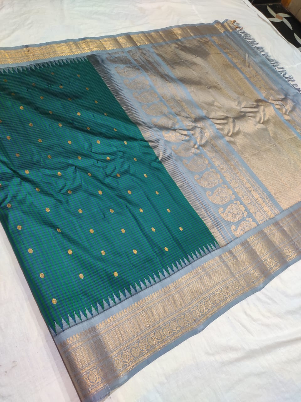 Gadwal Pure Silk Saree