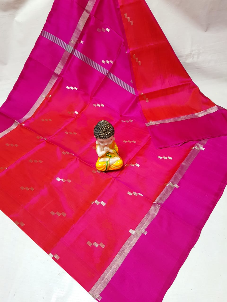 Pure Uppada Butta Saree