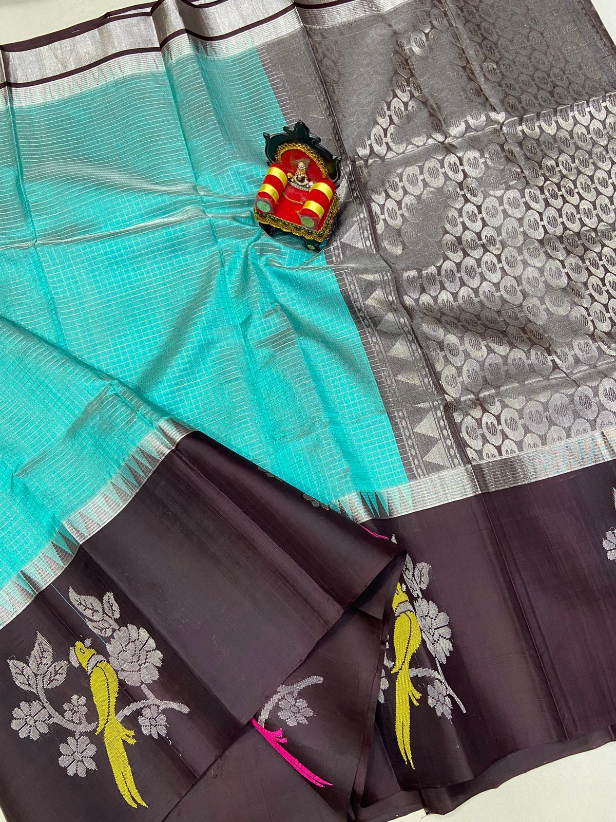 Tissue Kuppatam Saree