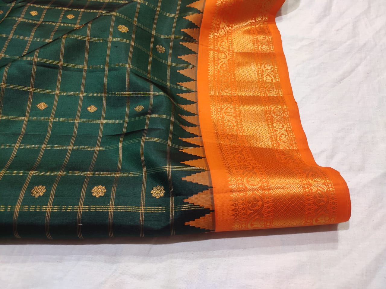 Gadwal Pure Silk Saree