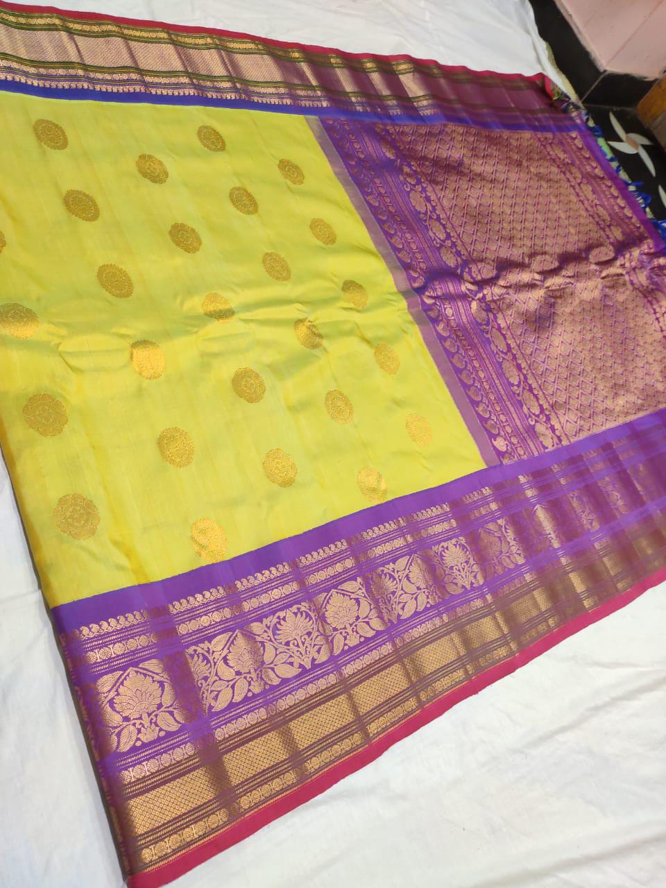 Gadwal Pure Silk Saree