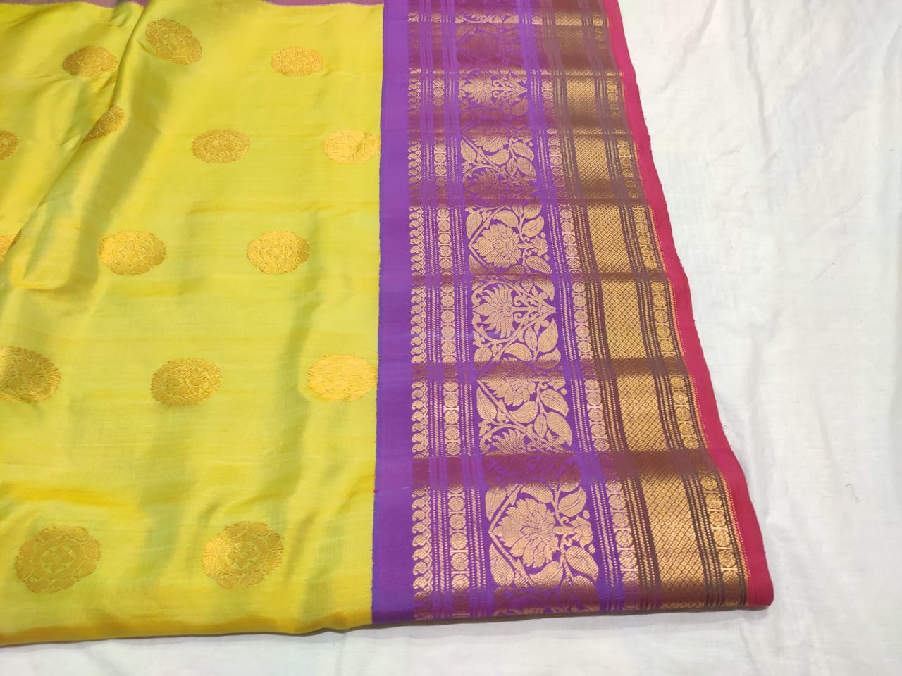 Gadwal Pure Silk Saree