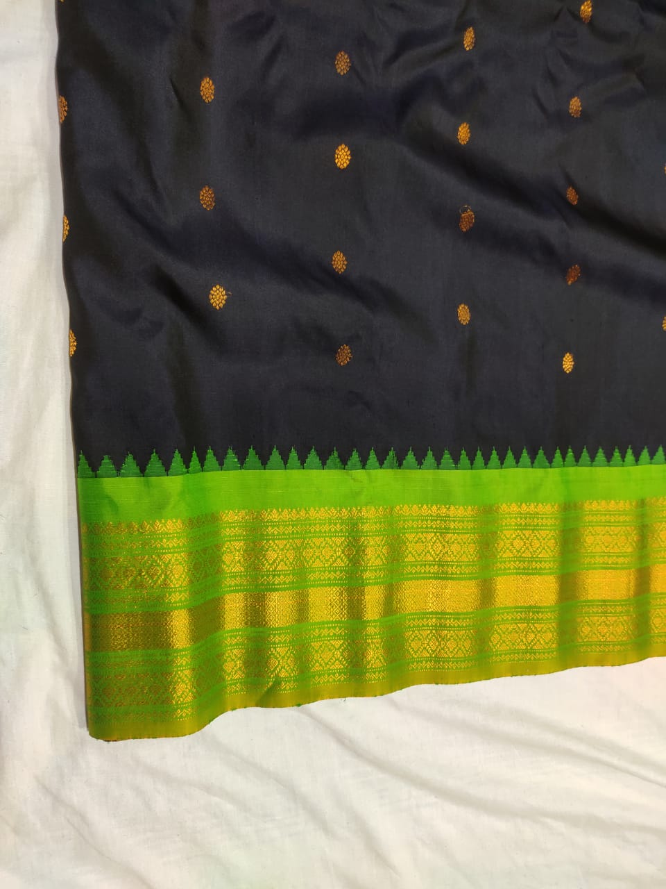 Gadwal Pure Silk Saree