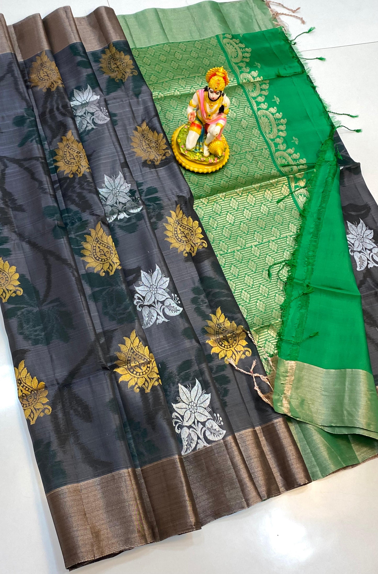 Pure Uppada Pochampally Saree