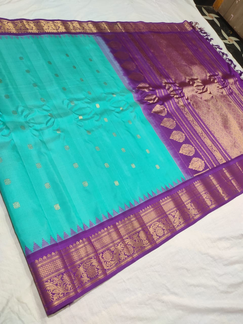 Gadwal Pure Silk Saree