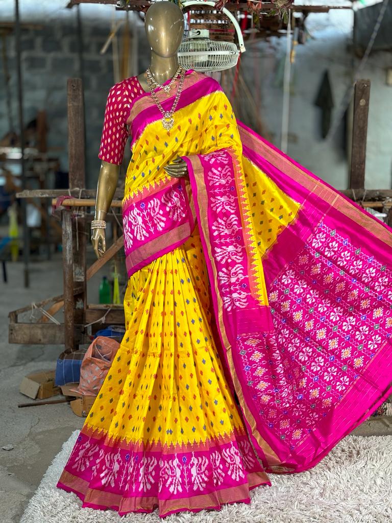 Ikkat Pochampally Pure Silk Saree